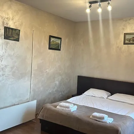 Eleonor Mountain بانسكو